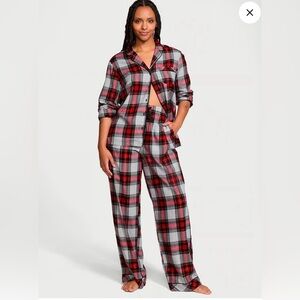 NWT Victoria’s Secret Flannel pajama set